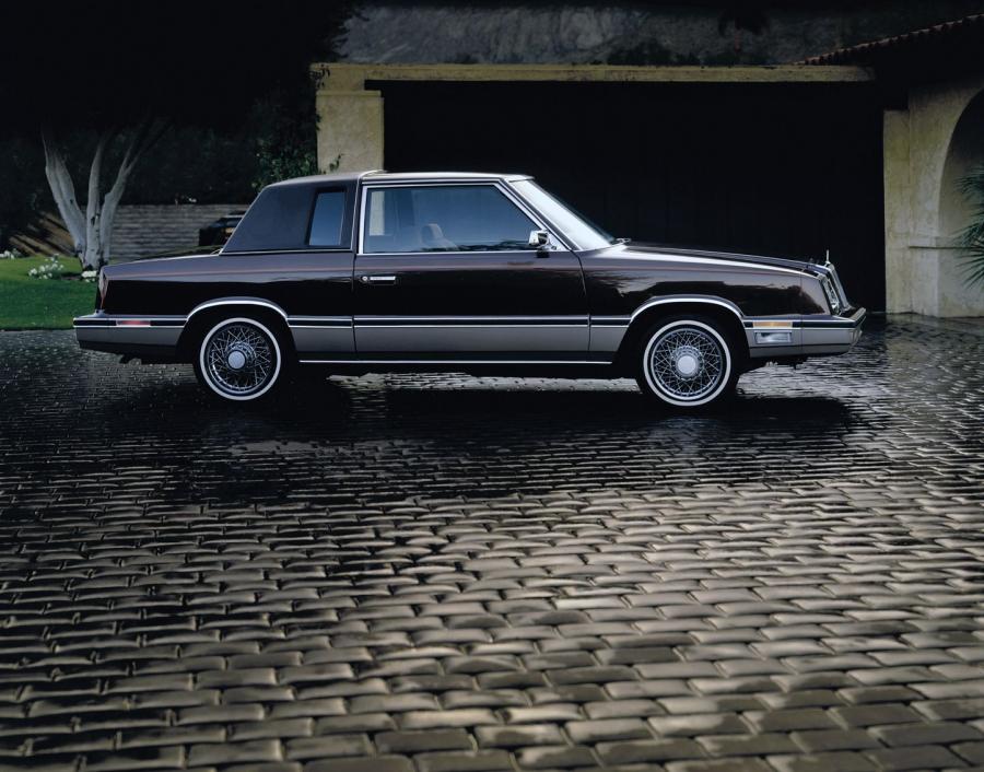  Chrysler LeBaron Coupe 1982 года  (фото 8 из 10)